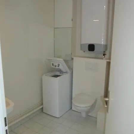 Apartment Lyon Route Vienne 08 *